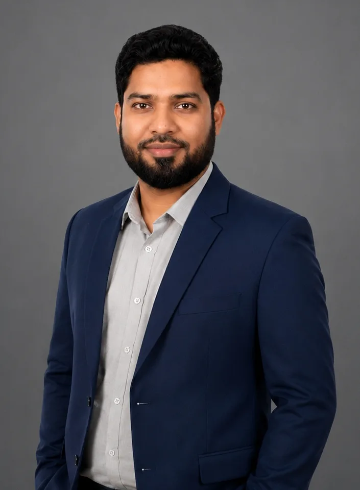 Abul Hasan - Social Media Strategist - Headshot